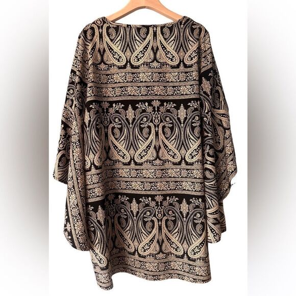 Gianni Bini Boho style Kaftan/Cover up. Black and cream paisley print. - Picture 3 of 6